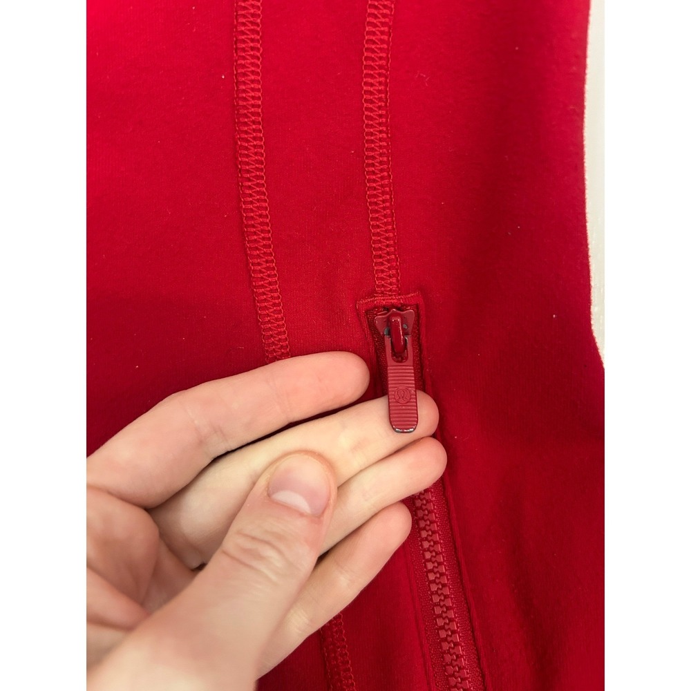 Lululemon Define Jacket Luon Full Zip Thumbholes Red Size 2 - Picture 6 of 7
